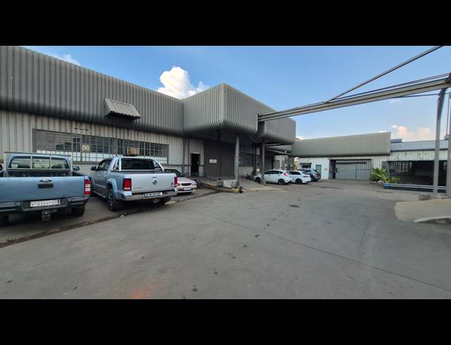 1,594M² FACTORY TO LET IN ANDERBOLT